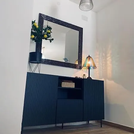 アパート La Casina Di Mara & Ilaria ラクイラ