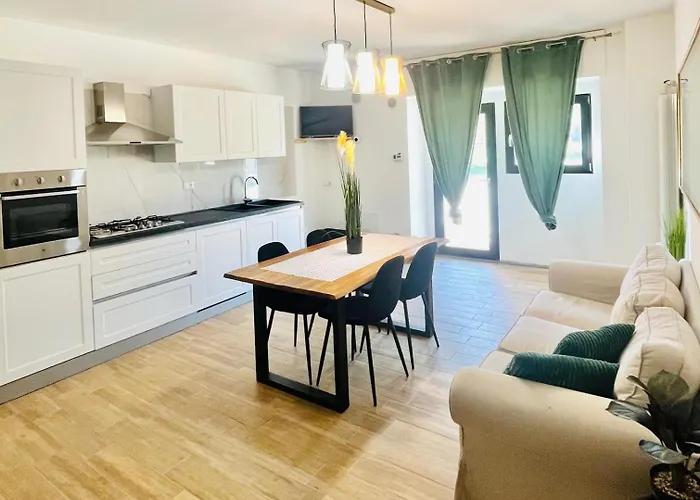 La Casina Di Mara & Ilaria Appartement *